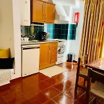 T1, Oura Apartament *